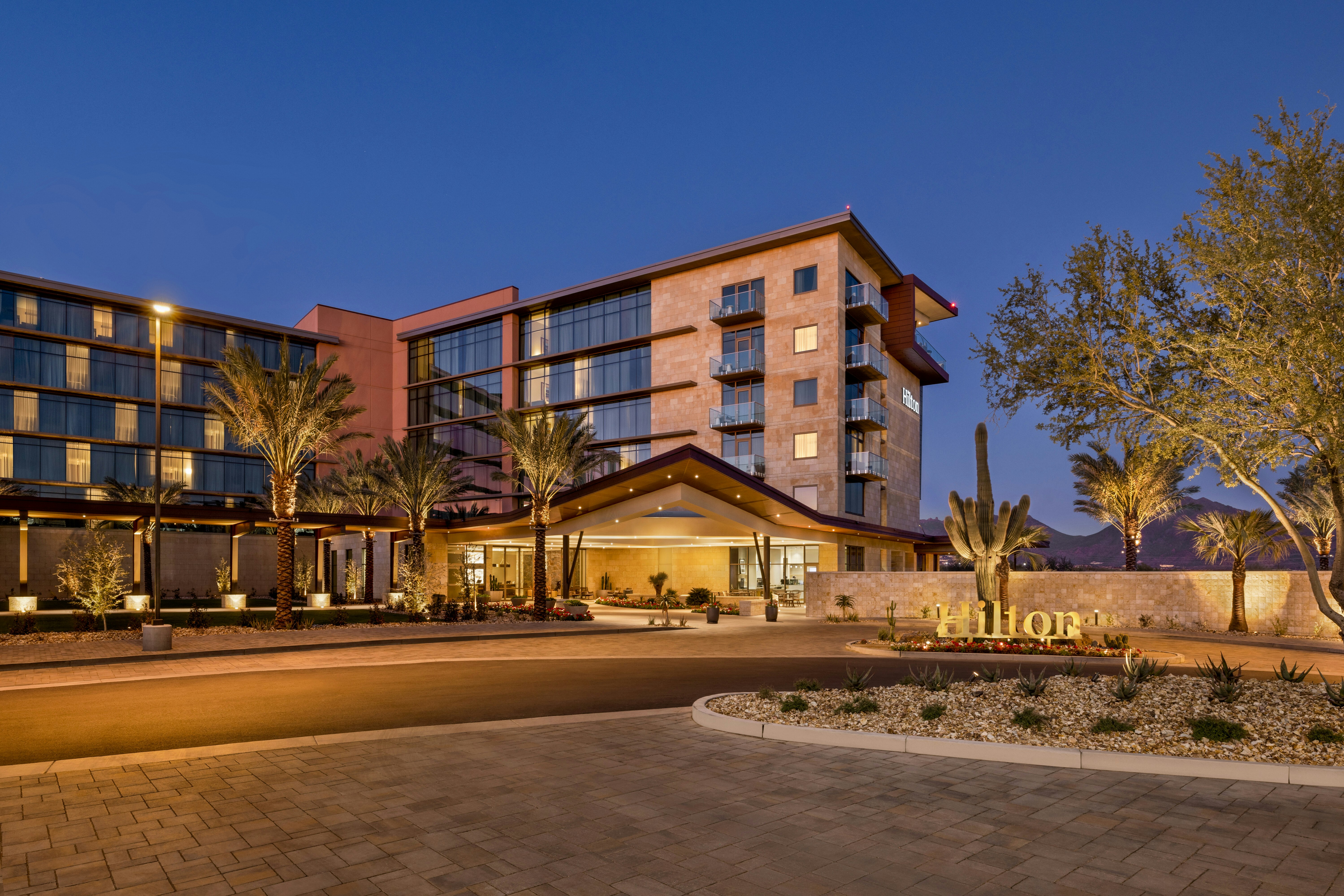 Hilton North Scottsdale at Cavasson 48/50