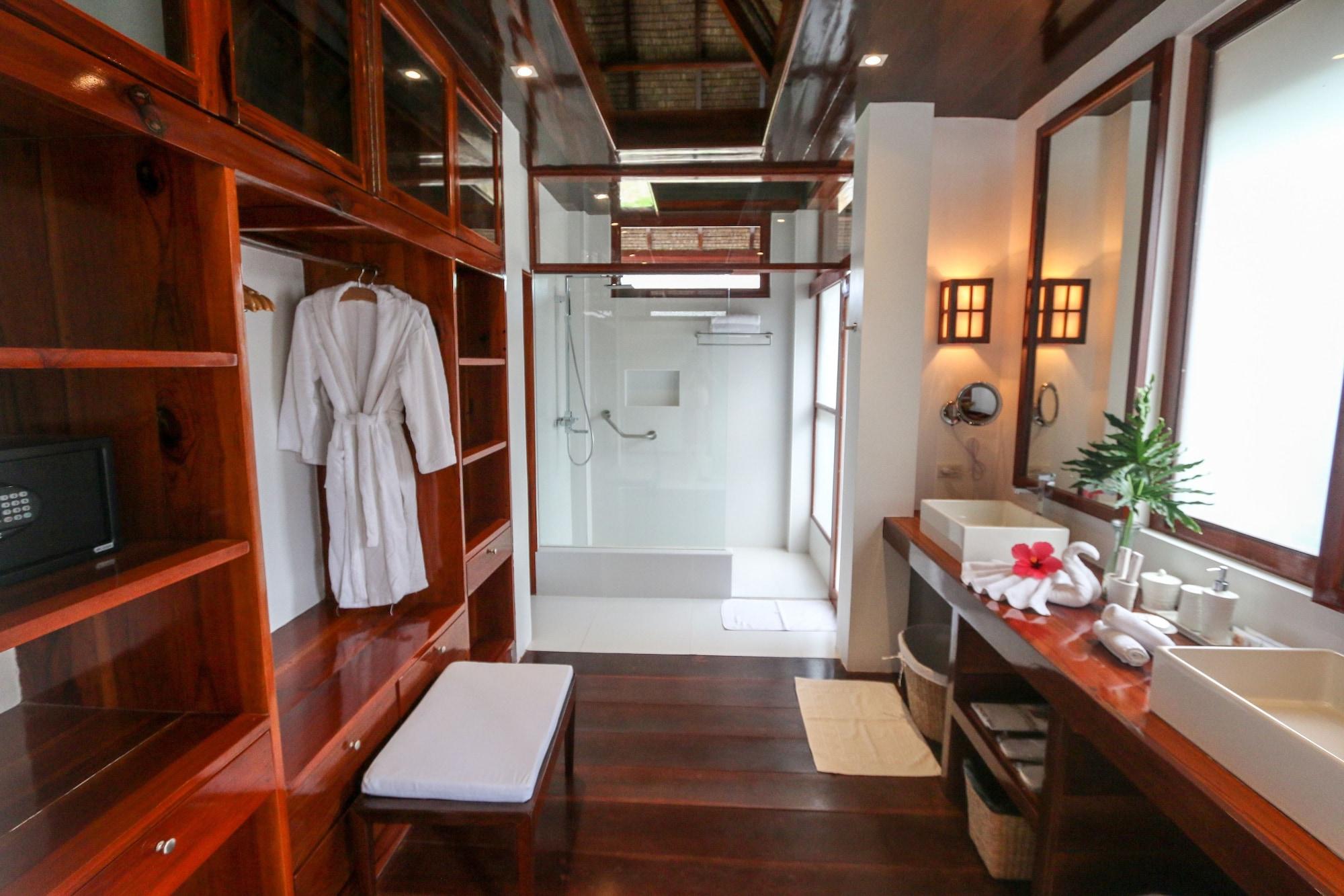 Isla Cabana Resort 83/100