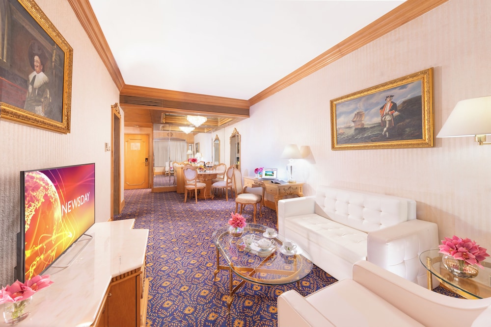 Regal Hong Kong Hotel 51/74