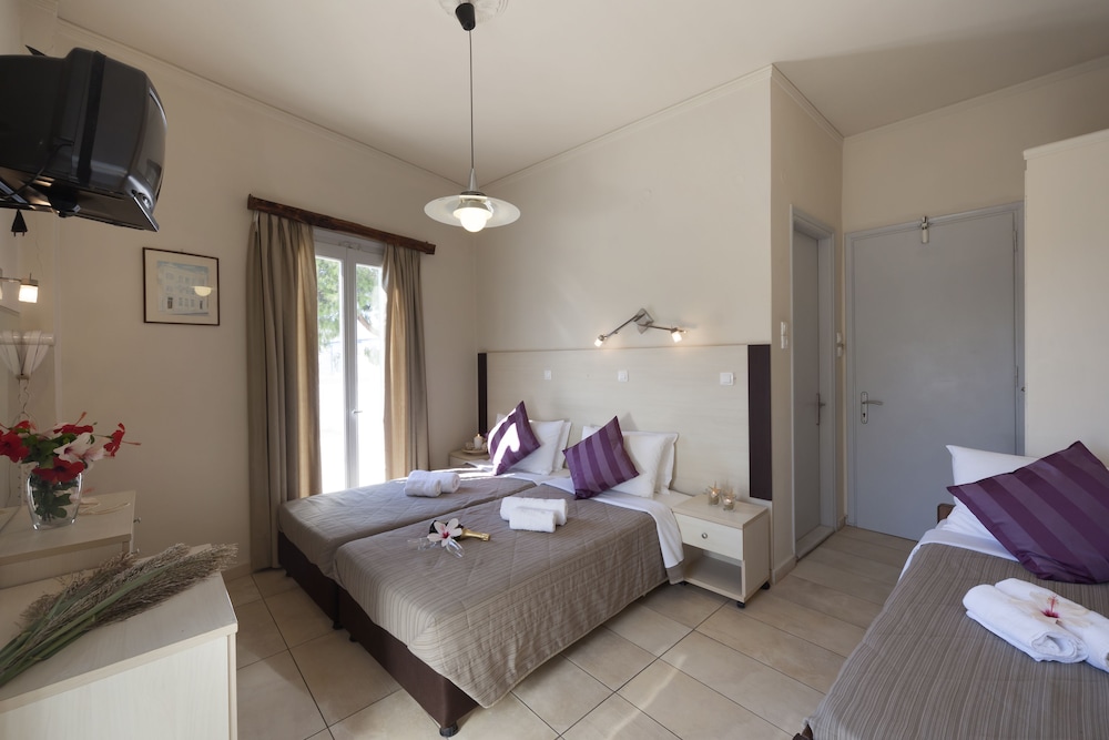 Hotel Francoise 18/51