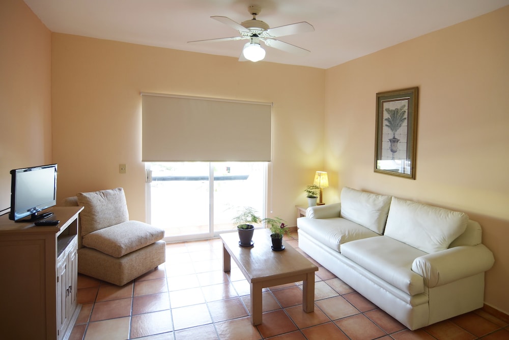 Hotel And Suites Las Palmas Los Cabos 31/68