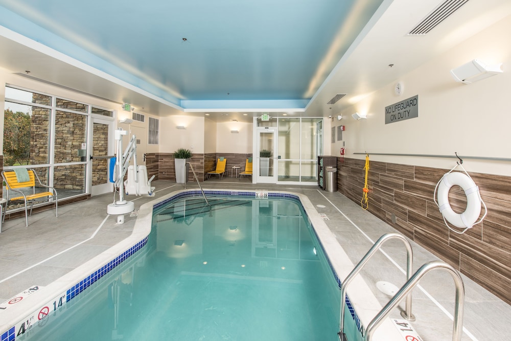 Fairfield By Marriott Inn Suites Plymouth White Mountains 13/47