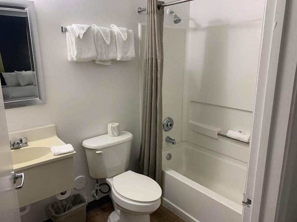 Studio 6 Extended Stay - Hampton, VA - Langley AFB Area 27/35