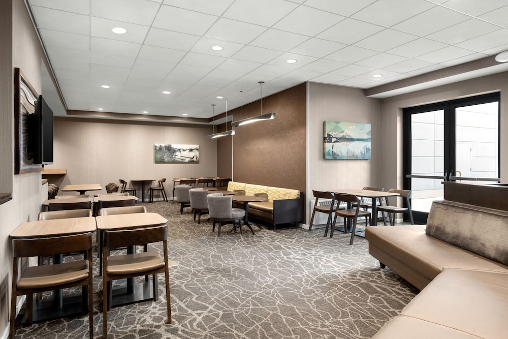 Springhill Suites By Marriott Fairbanks 29/48