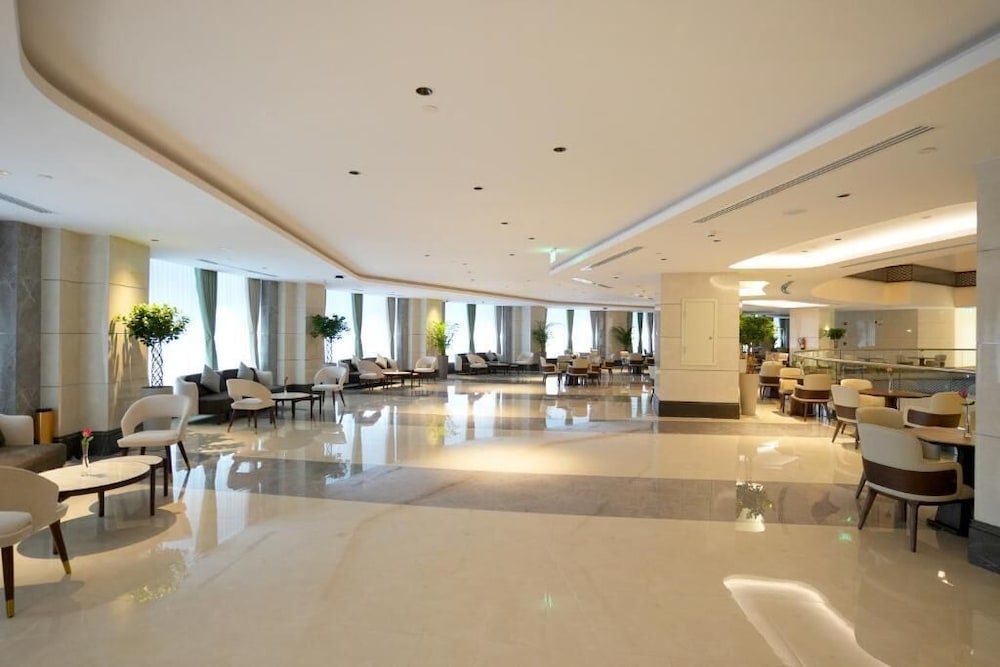 فندق بننسولا وورث(Peninsula Worth Hotel) 37/41