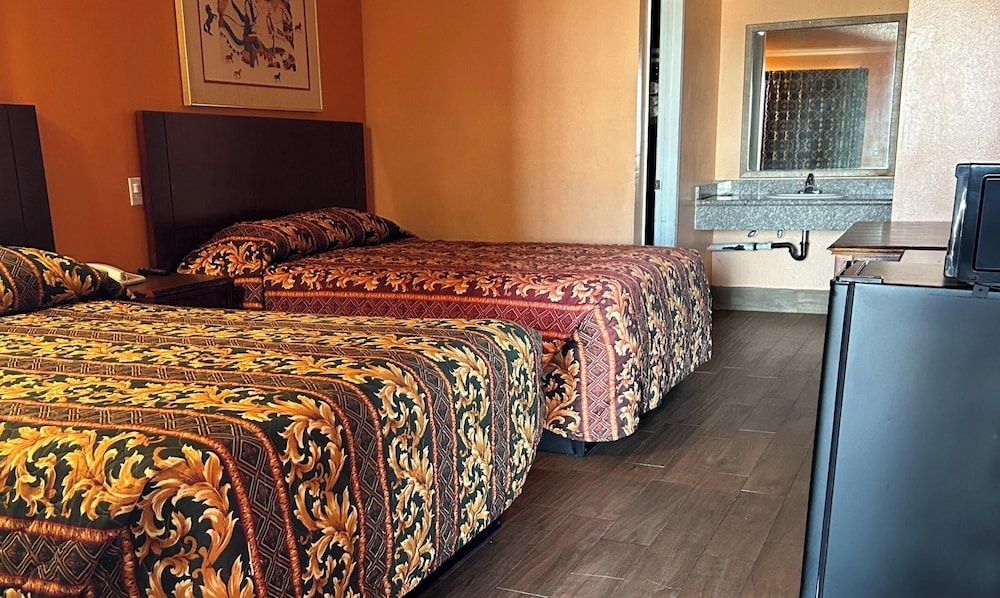 Heritage Inn And Suites 38/58