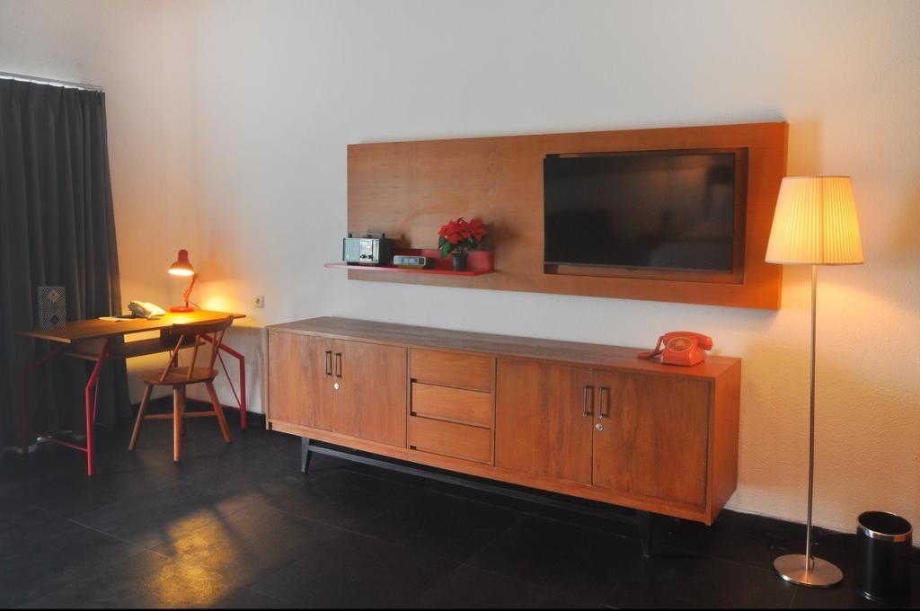 Hotel Candiview Semarang 6/33