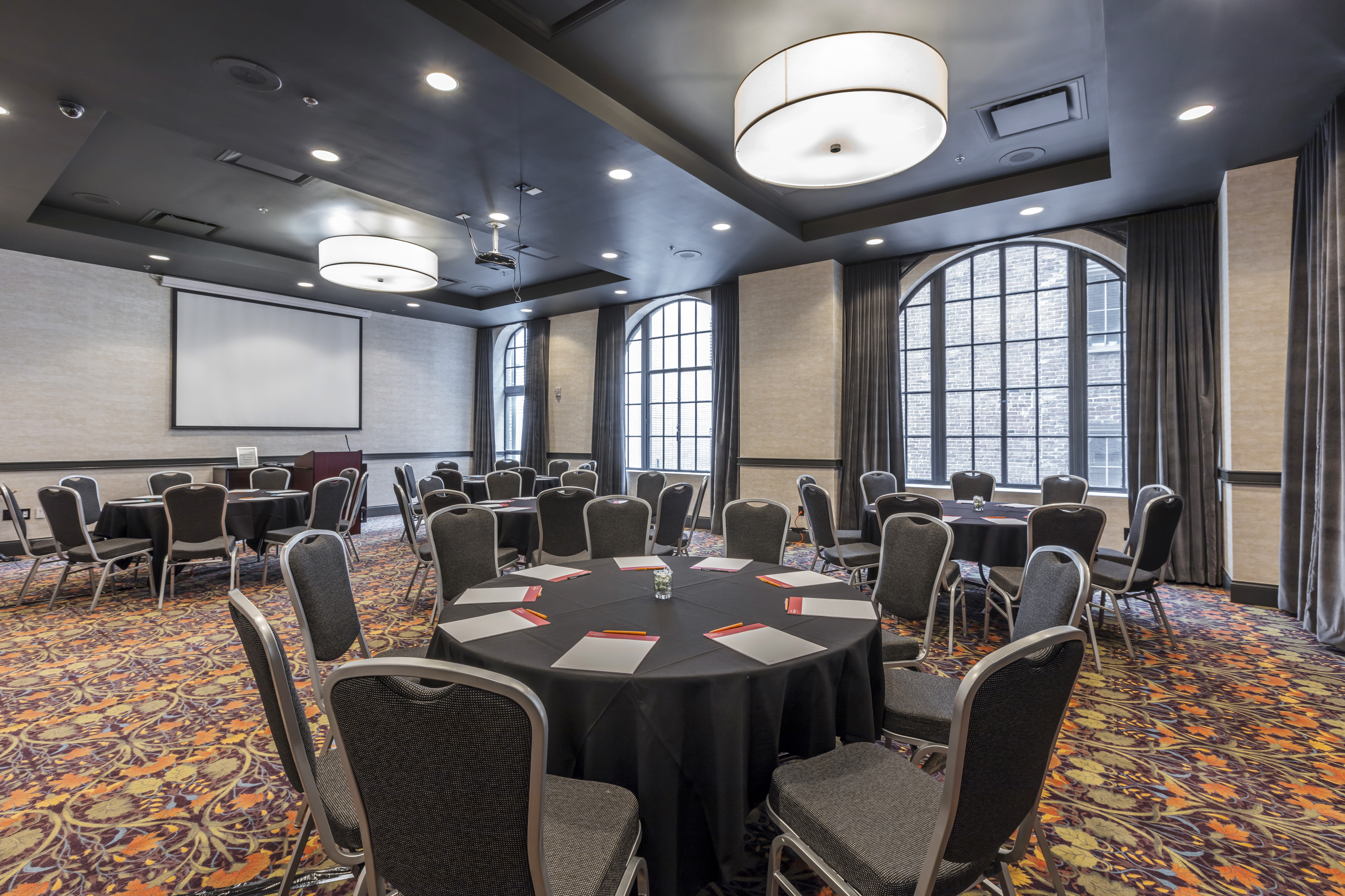 Hotel Indigo Nashville at The Countrypolitan 63/77