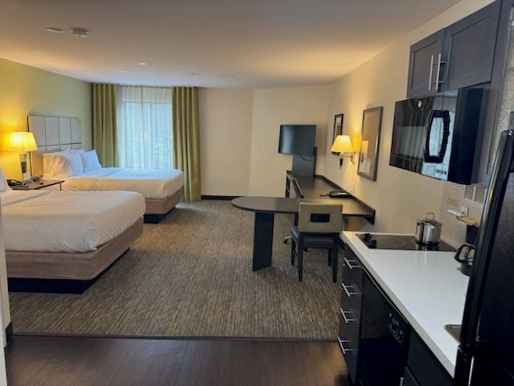 Candlewood Suites Eugene Springfield 10/48