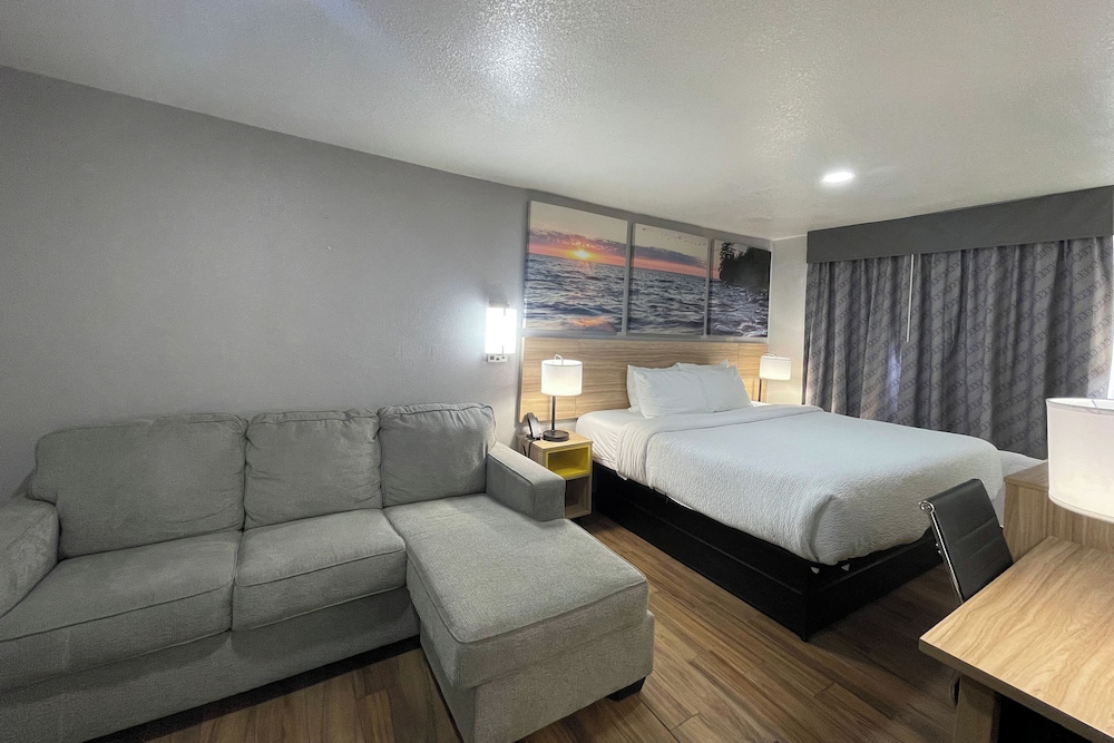 Days Inn by Wyndham Sulphur Springs 14/43