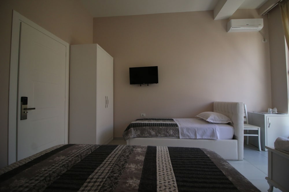 Hotel Orestiada 26/46