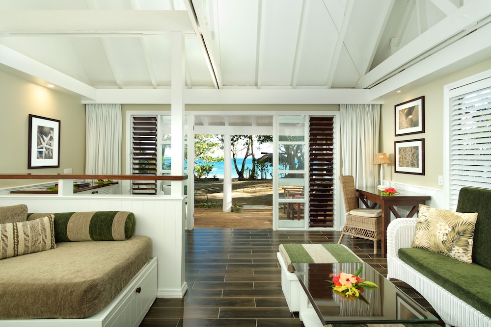 Malolo Island Resort 35/70