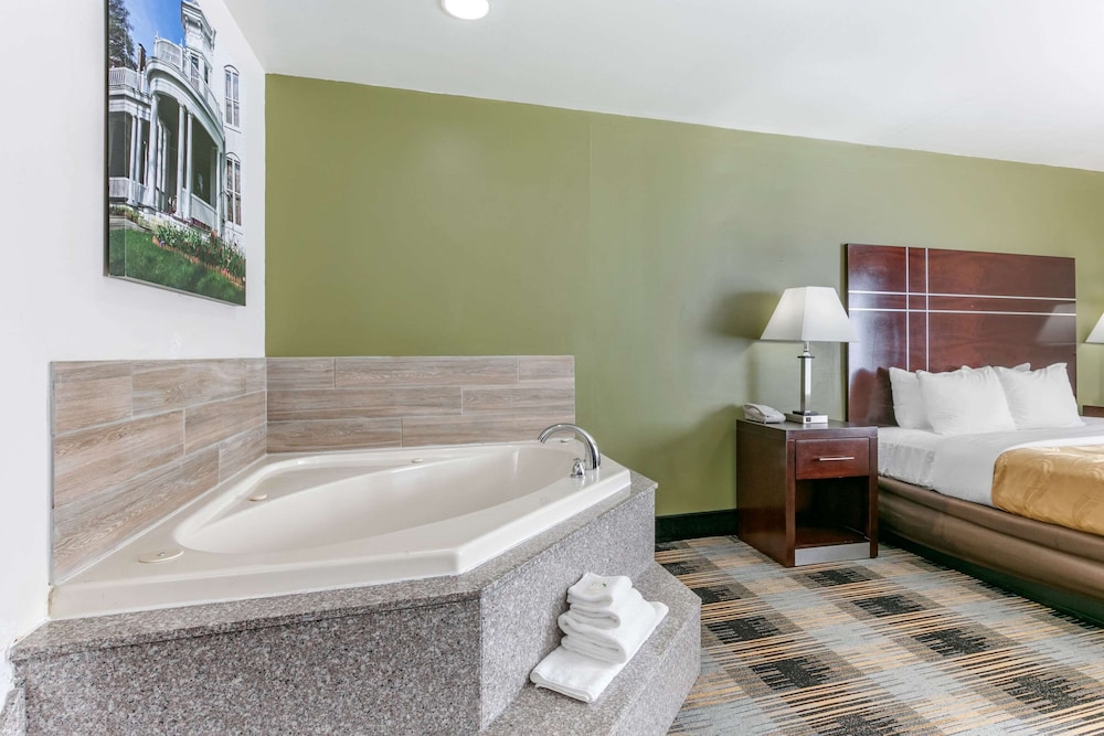 Quality Inn Cape Girardeau North 10/30