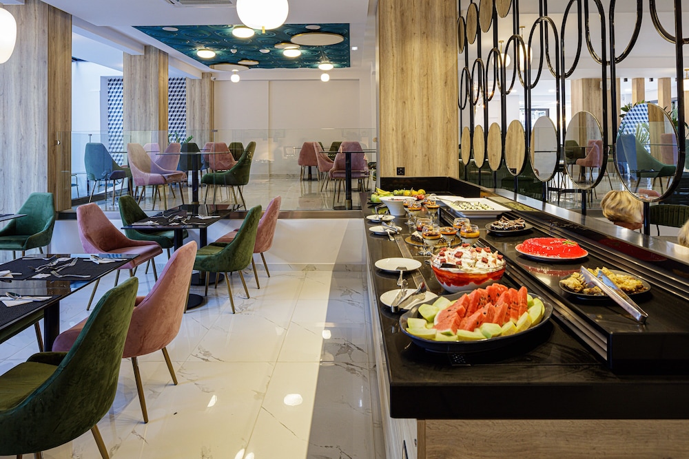 Jo An Palace Hotel 58/69