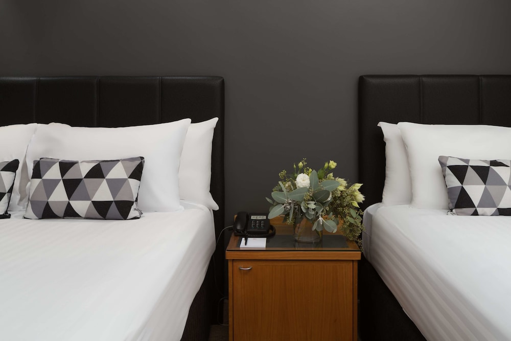 Esplanade Hotel Fremantle by Rydges 16/80