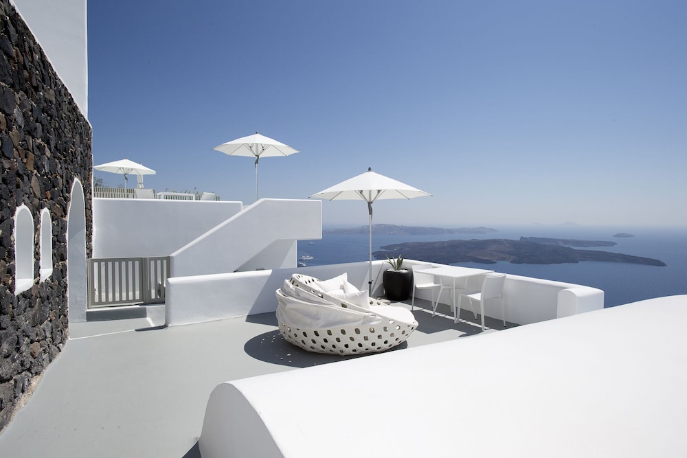 Grace Santorini 21/34