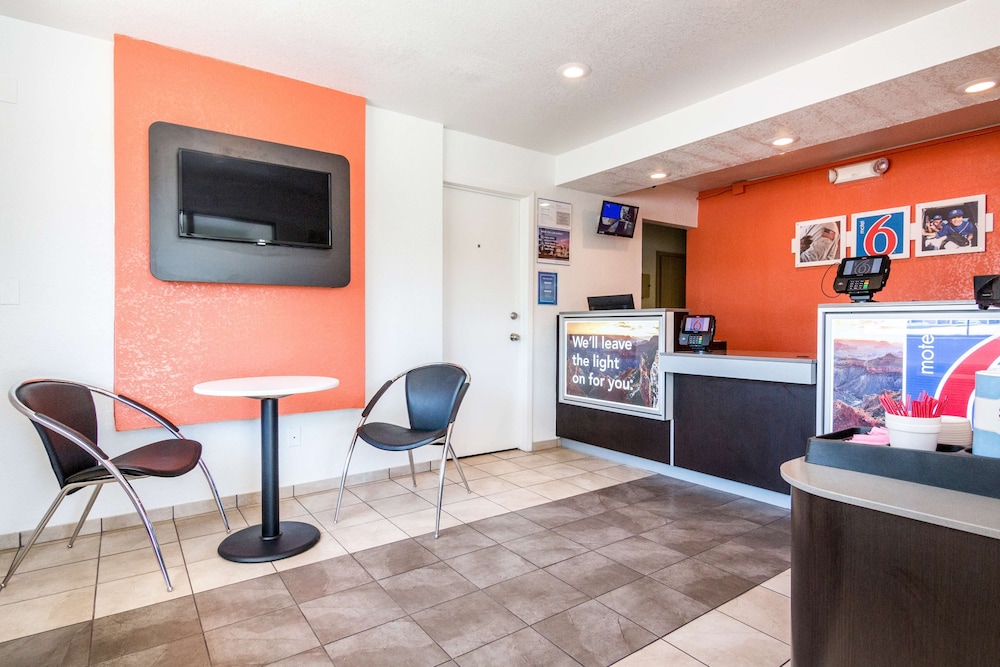 Motel6 Longview, TX 40/64