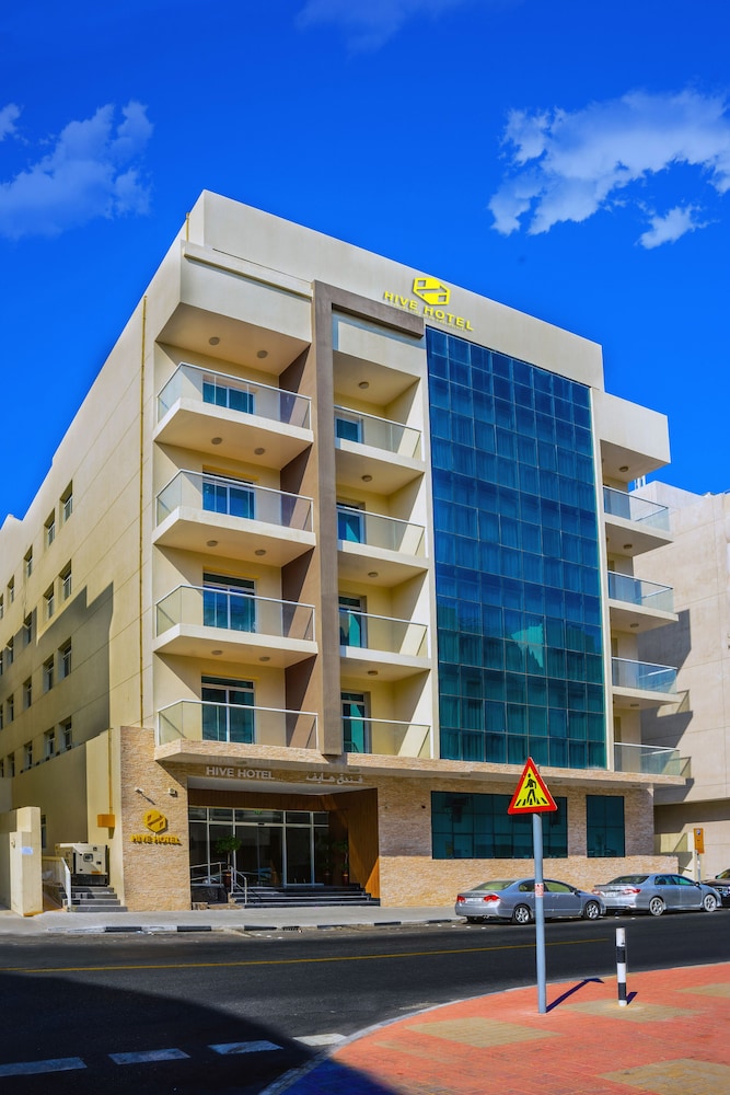 Raha Grand Hotel (ex Hive Hotel) 3/27