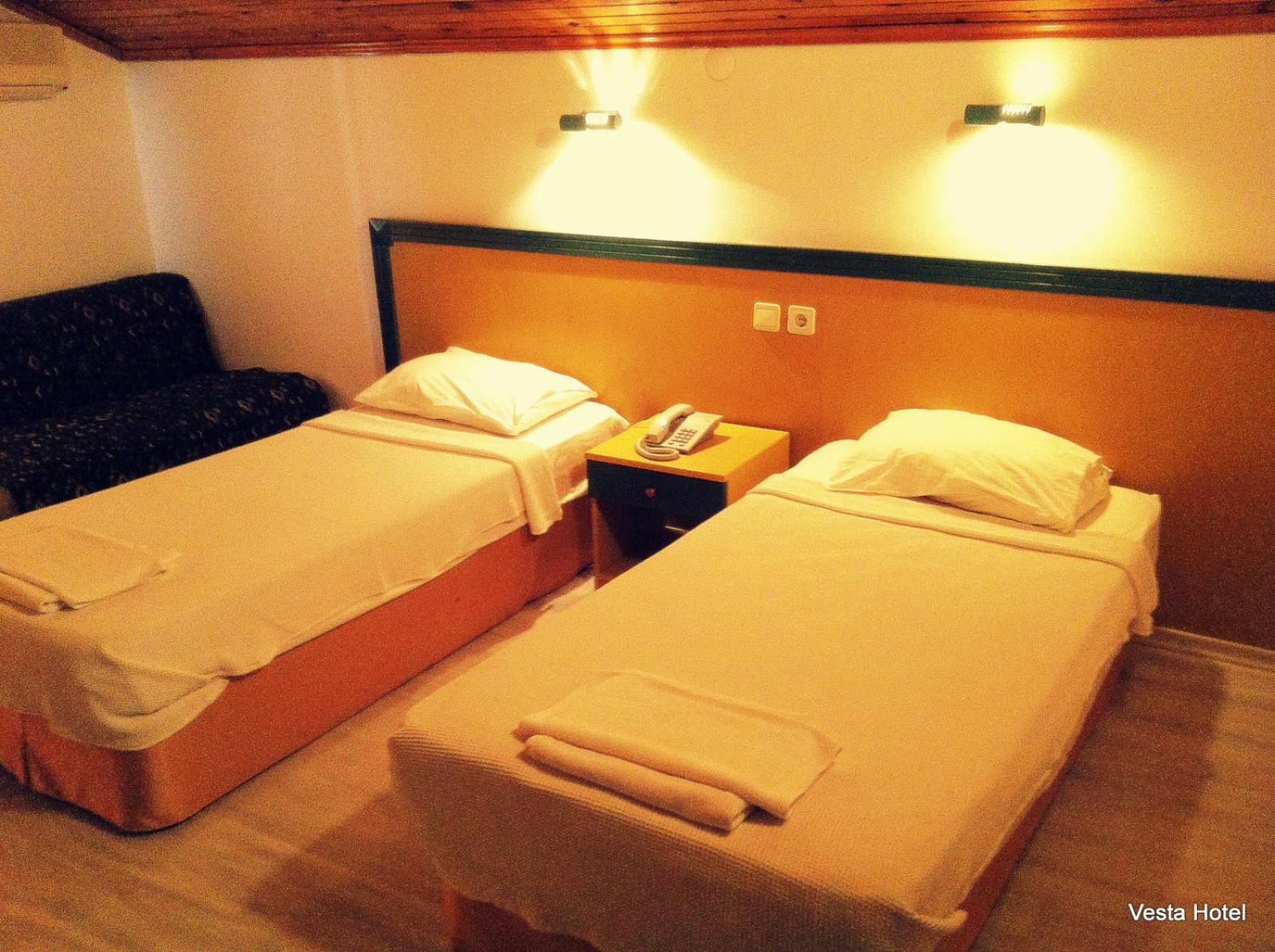 VESTA HOTEL 15/50