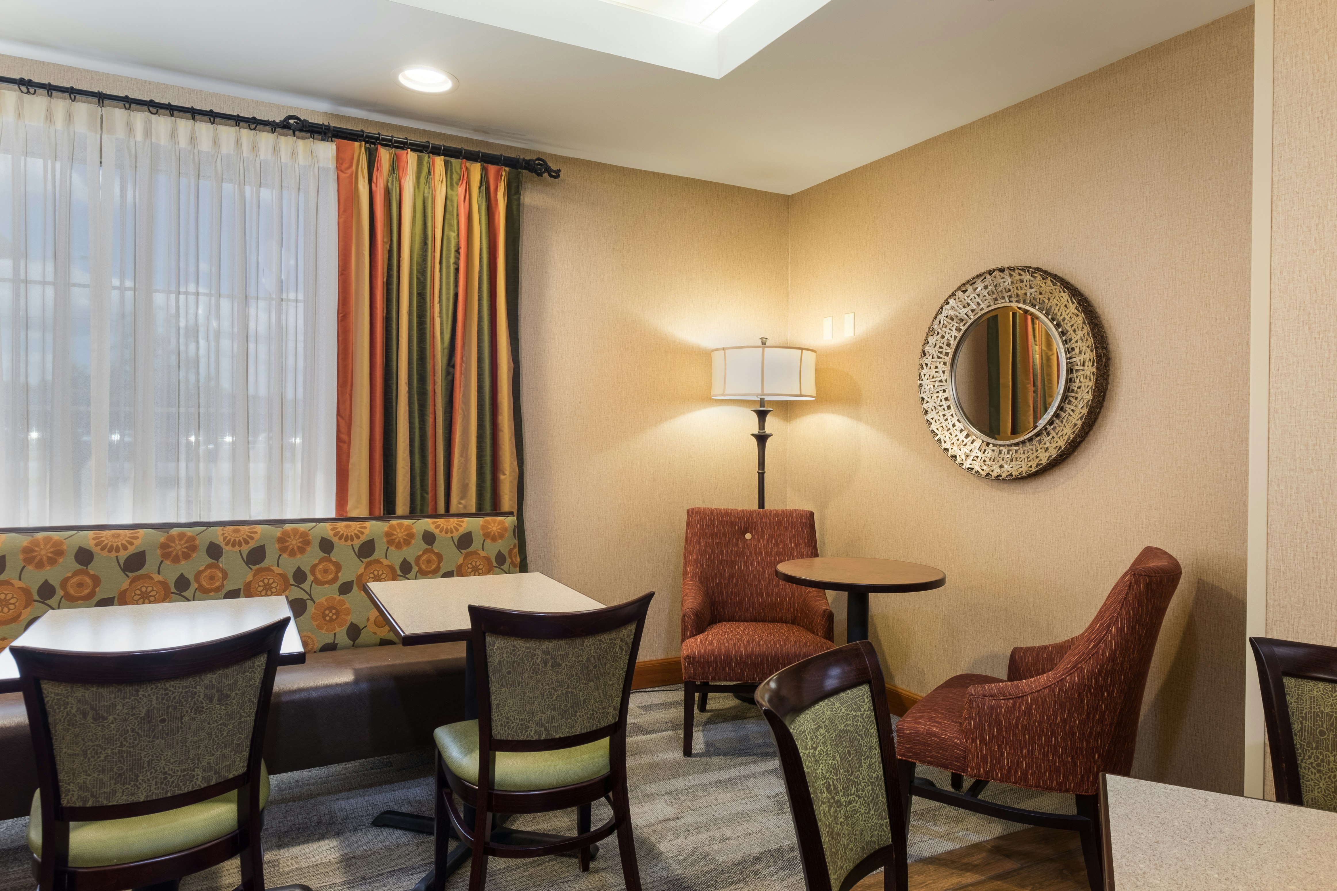 Hampton Inn Waterville 47/55