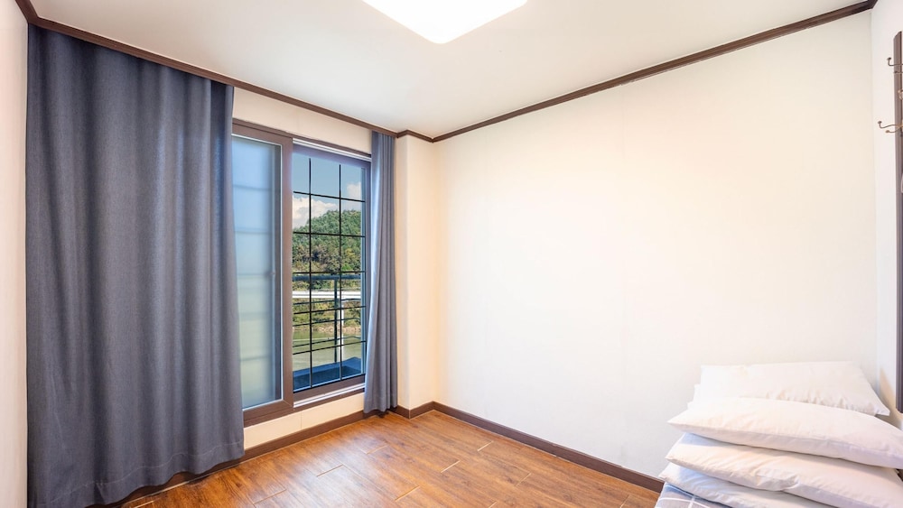 Chuncheon Beautiful House Pension 20/50
