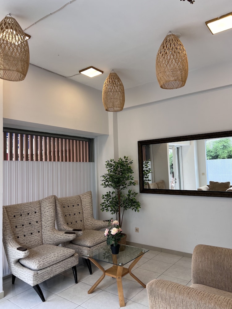 Fastrooms Bekasi Hotel 43/57