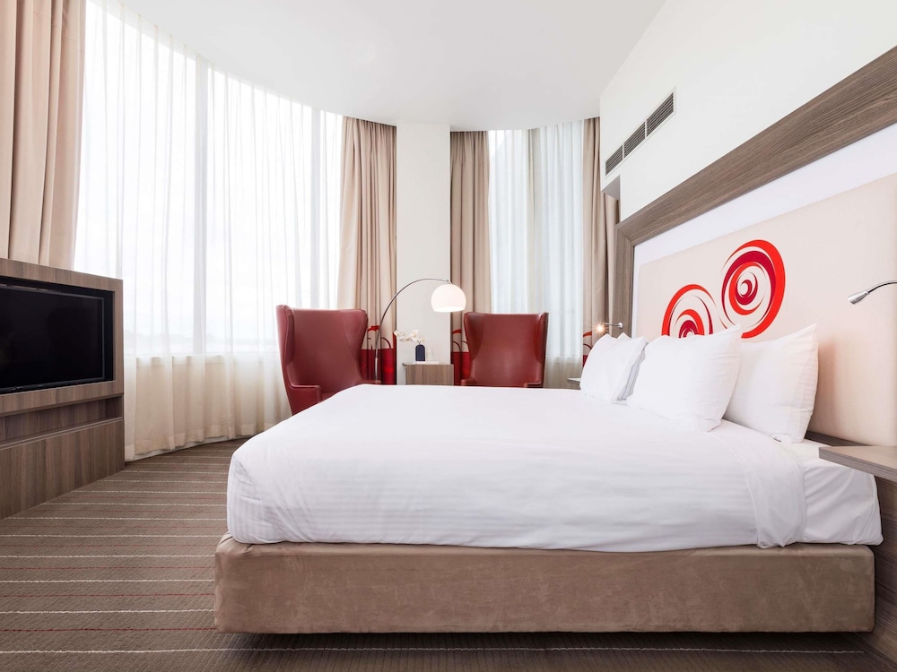 Novotel Melbourne Glen Waverley 15/50