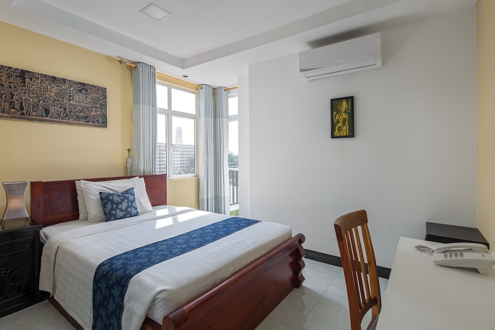 Botum Palace Hotel 15/57