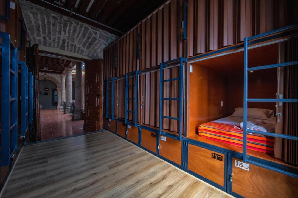 OYO Hostal Mich Morelia 21/33