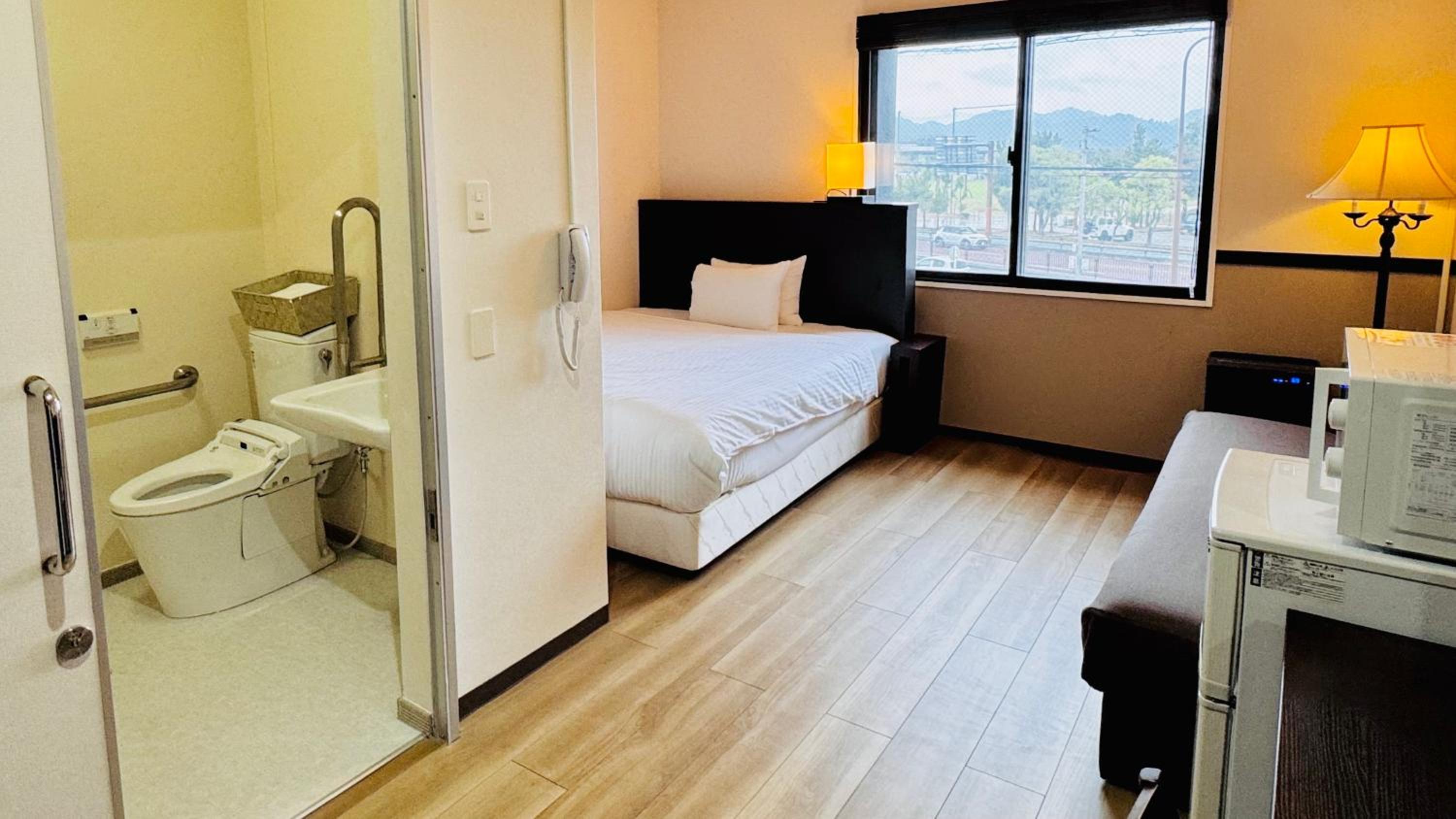 غرفة بسرير كوين مع أريكة لذوي الإعاقة، Phoenix Park Hotel 2/2