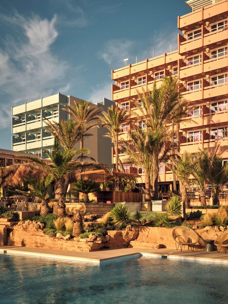 Bikini Island & Mountain Hotel Es Trenc -Adults only- 45/50