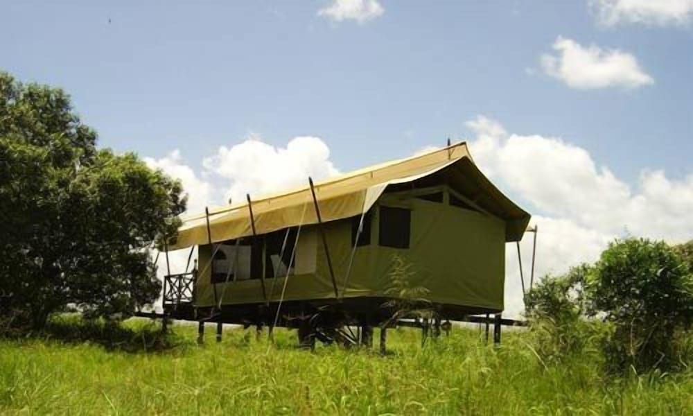 Mara Intrepids Tented Camp 1/49