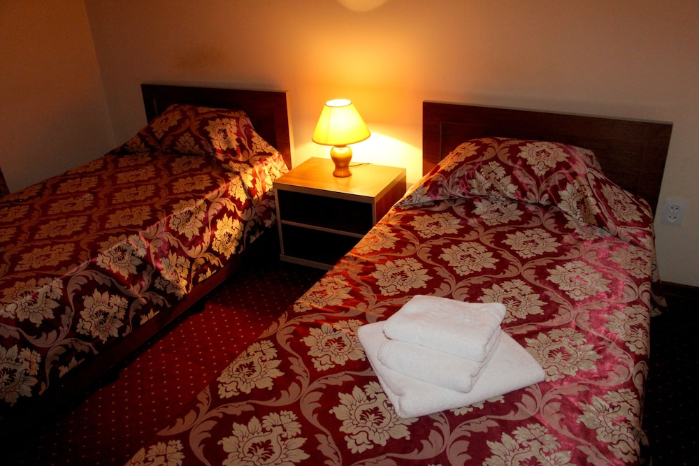 Rohat Hotel 30/43
