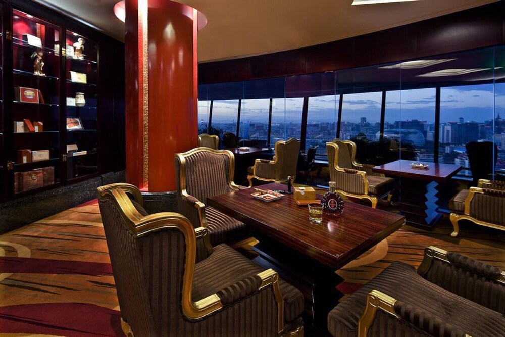 BEIJING INTERNATIONAL HOTEL 28/38
