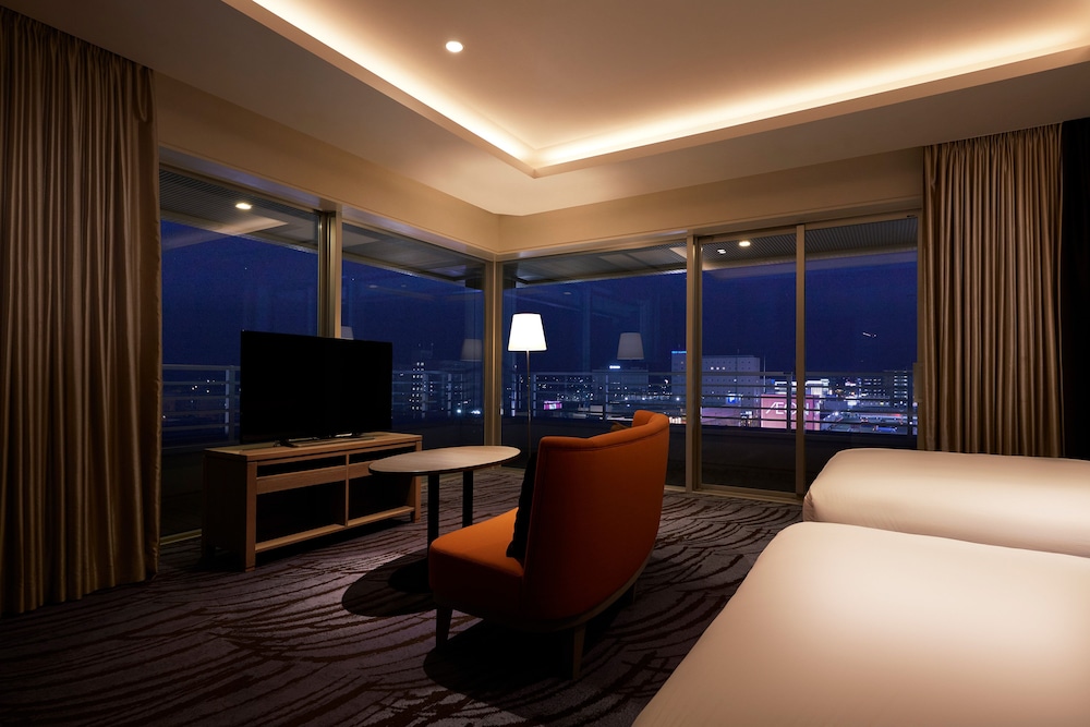 Ana Crowne Plaza Chitose 53/78
