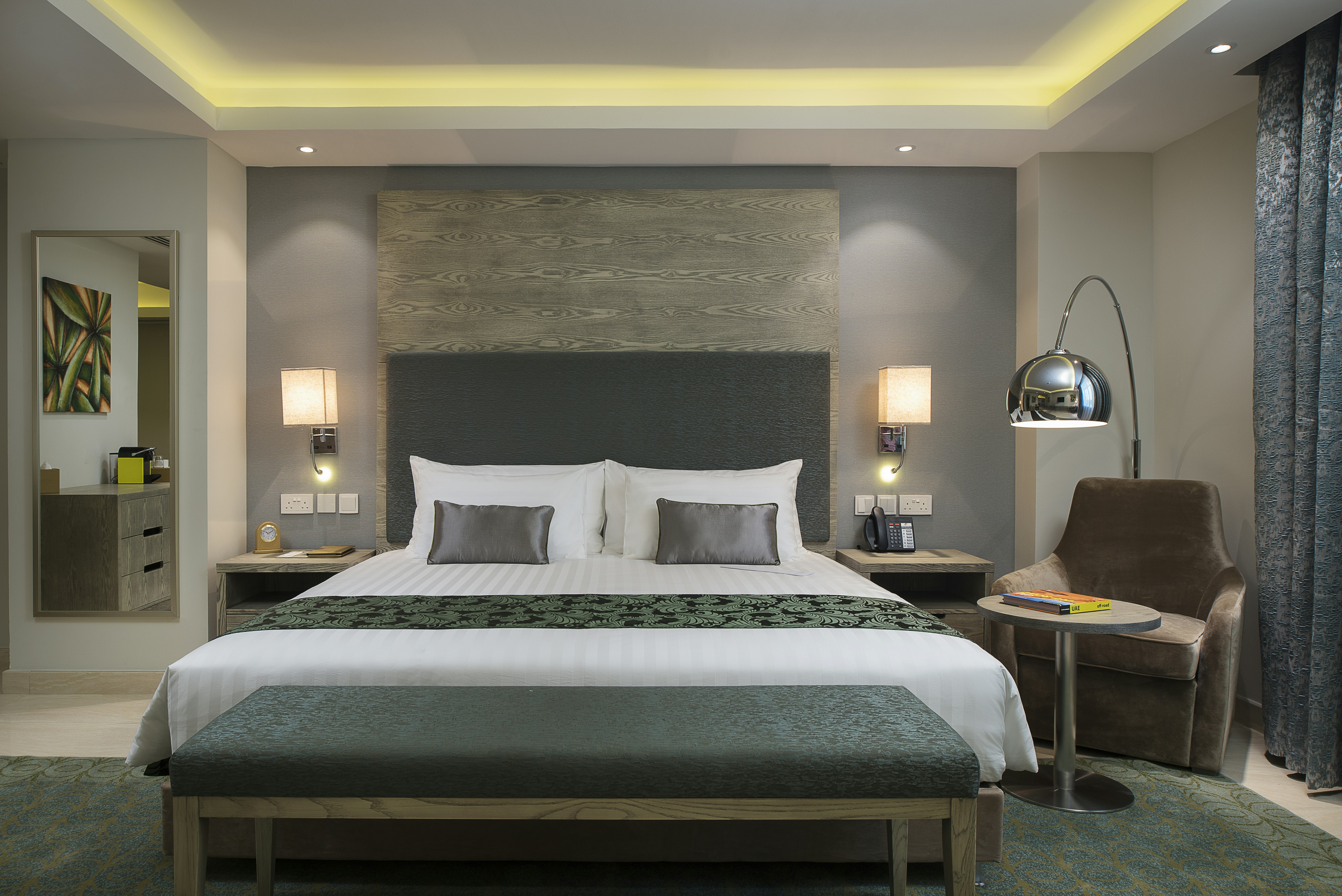 Centara Muscat Hotel Oman 24/80
