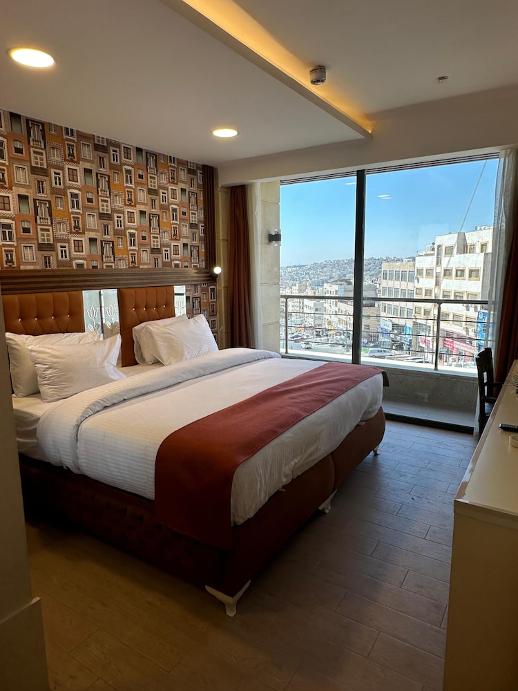Londrina Hotel Amman 17/33