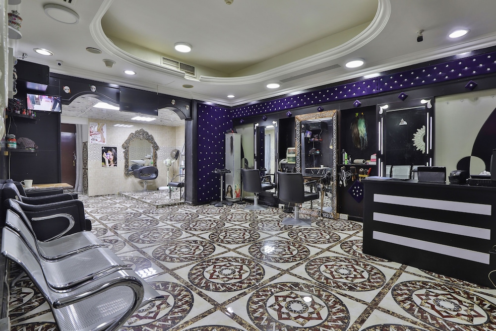Grand PJ Hotel 8/48