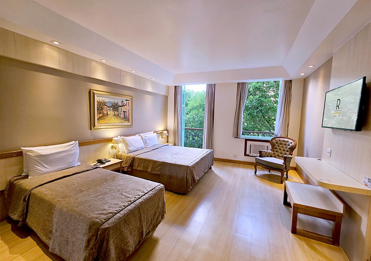 Suite, Quadruple, Street View