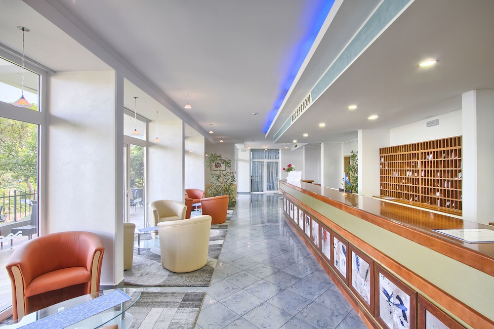 Lobby at Hotel Mimosa - Lido Palace, LABIN
