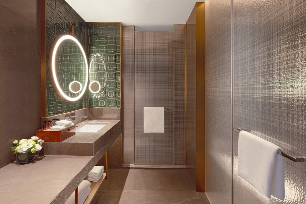 HUALUXE Qingdao Licang, an IHG Hotel 33/75