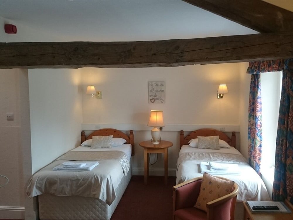 The Silverdale Hotel 11/46