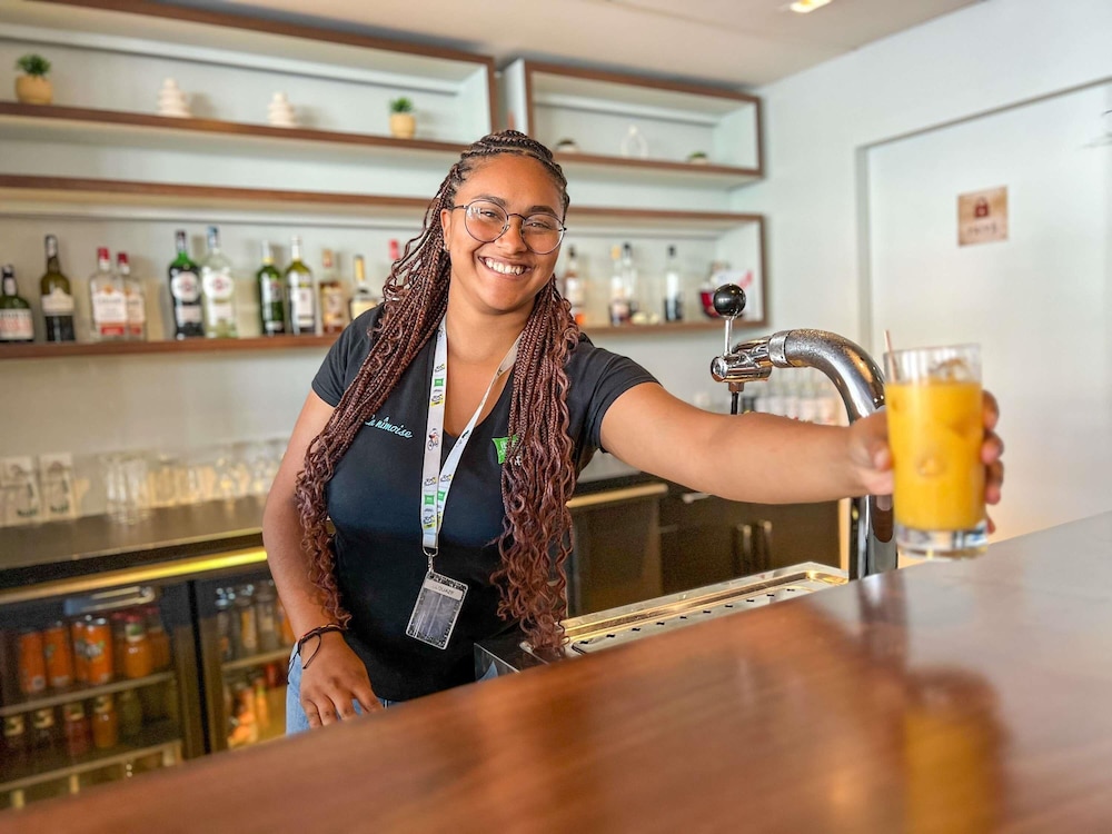 IBIS STYLES NIMES GARE CENTRE 10/57