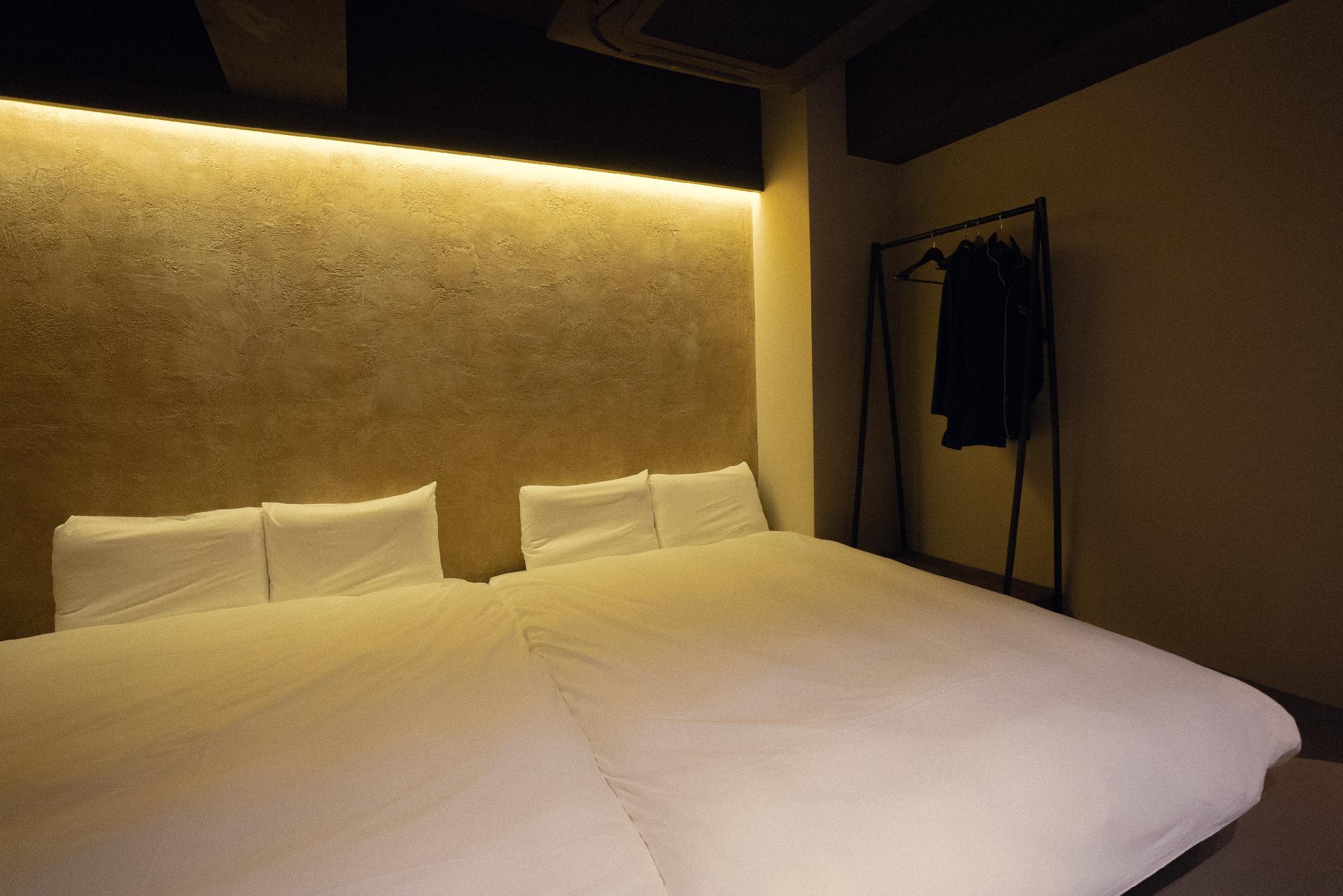 Junior Suite, 2 Double and Twin Beds, Kitchen