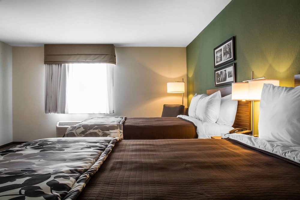 Sleep Inn & Suites Syracuse Airport 7/40