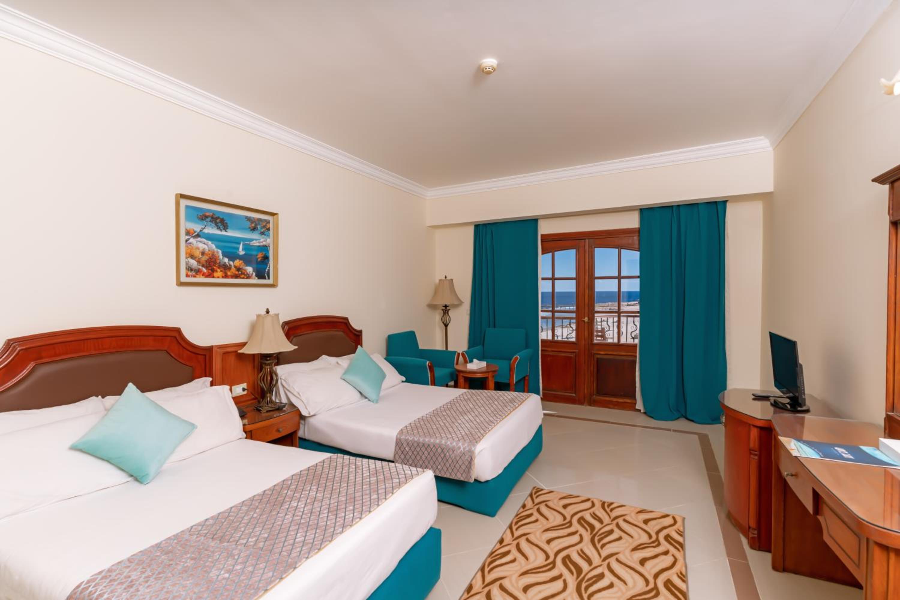 غرفة ثلاثية بإطلالة على البحر، Coral Hills Resort Marsa Alam 7/10
