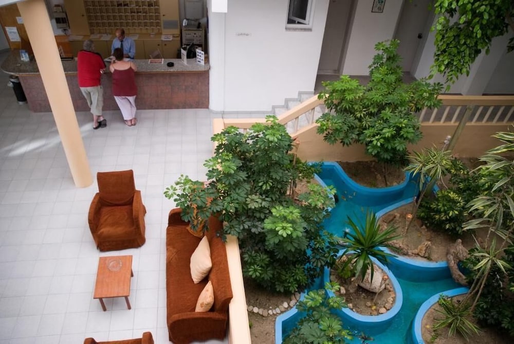 Sabina Hotel 10/53