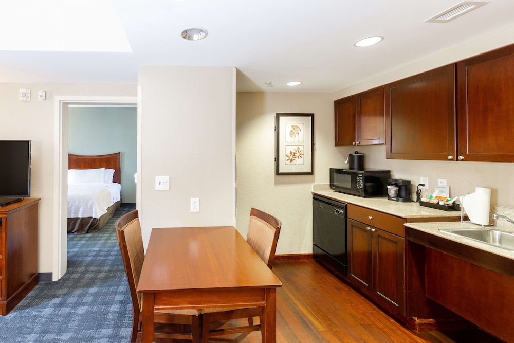 Homewood Suites by Hilton Lawrenceville Duluth 42/51