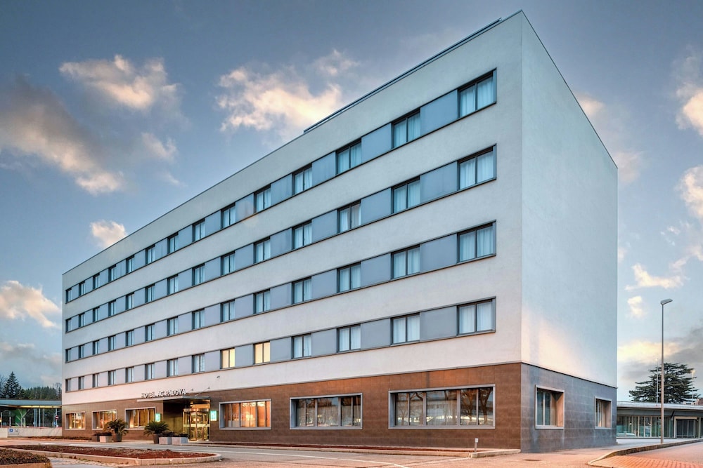 Ac Hotel Padova By Marriott 2/50