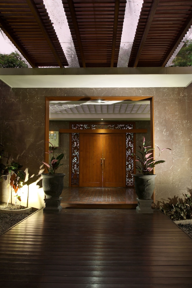 COZY Boutique Guest House 15/57